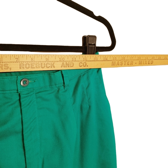 VTG LEVI'S SPORTSWEAR Green Slim Leg Pants 12 - Picture 5 of 5